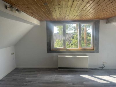 Gemütliche Dachgeschosswohnung in ruhiger Lage