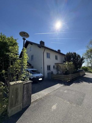 Energetisch modernisierte DHH mit 118 m² Wohnfläche, Garage und 380 m² Grundstück in Lagenpreising