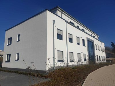 Voll möblierte 67 m² Erdgeschosswohnung in Ratingen-Lintorf – mit großem Garten & Tiefgaragenplatz