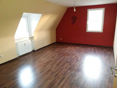 Freundliche 3-Zimmer-Dachgeschosswohnung in Spay