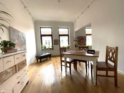 Charmante Altbauwohnung mit Stuck – wandelbar von 2 bis 4 Zimmer!