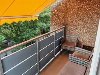 Möblierte 1,5-Zimmer-Wohnung mit Balkon, Einbauküche und Auto-Stellplatz in Sankt Augustin