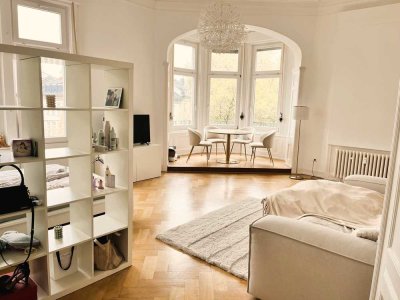 Sonniger Stilaltbau, 1 Zi Kü. Bad. mit Südbalkon von privat