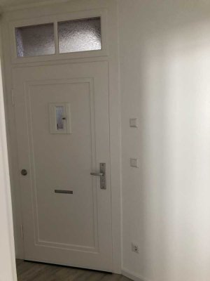 Schöne 3-Zimmer-Hochparterre-Wohnung mit Balkon in Benthe