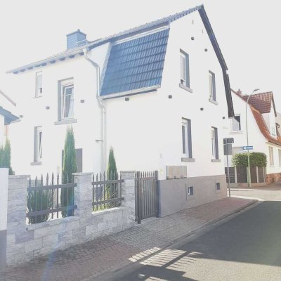 Schickes Kellerabteil mit Einbauküche - zentral in Bad Vilbel