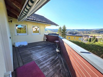 Ruhige 4-Zimmer-Wohnung mit Terrasse und Aussicht!