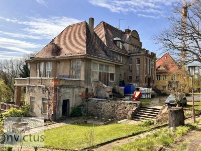 Privater Rückzugsort: Historisches Anwesen in absoluter Abgeschiedenheit mit umfangreichen Ländereie