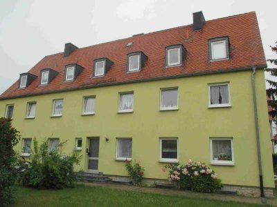 Stopp - hier ist sie - Gemütliche Dachgeschoss-Wohnung in der Siedlung