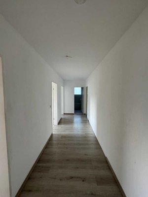 Helle 3 ZKB Wohnung