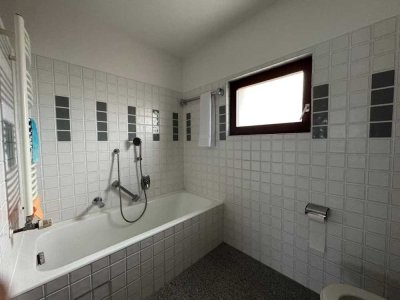 Helle 3-Zimmer Wohnung mit 180m2 Garden in Gundelfingen