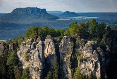 Charmantes Reihenhaus mit 3 Terrassen in ruhiger Lage von Königstein