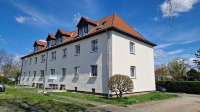 Helle Dachgeschosswohnung mit 3 Zimmern-Mietverhältnis befristet