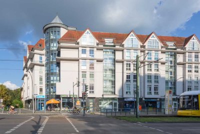 Gepflegte 2-Zimmer-Wohnung mit Aufzug und Tiefgaragen-Stellplatz am Tierpark