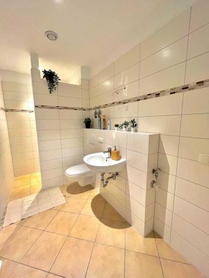 ~~~tolle sanierte 2-Raum Wohnung im Grünen zum Wohlfühlen~~~