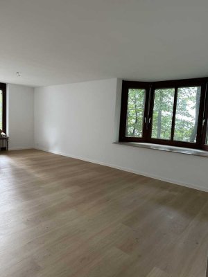 Charmante 2-Zimmer-Wohnung in Bad-Cannstatt
