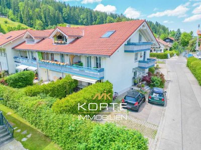 Charmante Wohnung im Hausstil–Reihenendhaus-Charakter mit Hochgratblick in Bestlage von Oberstaufen