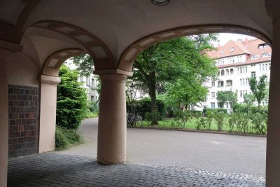 EINZIGARTIGE WOHNLAGE MIT PRIVATEM INNENHOF