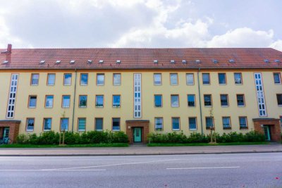 4-Raum-Wohnung mit Balkon in Stadtfeld!