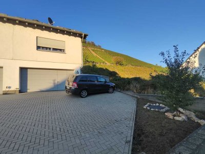 Schöne Doppelhaushälfte in Bad Neuenahr-Ahrweiler Ortsteil Heppingen