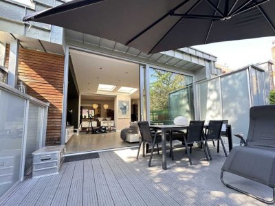 Luxuriös ausgebaut- und saniertes EFH mit neuem Anbau in MG Rheindahlen