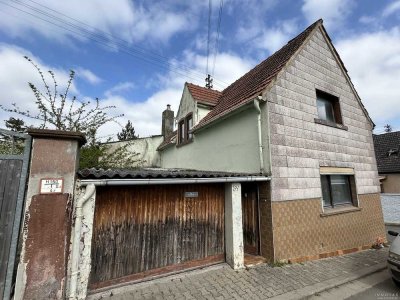 BIETERVERFAHREN - PROVISIONSFREI für Käufer - Einfamilienhaus mit Nebengebäuden und Grundstück