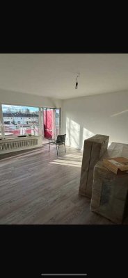 Stilvolle 1-Zimmer-Wohnung mit Balkon und EBK in Weilheim in Oberbayern