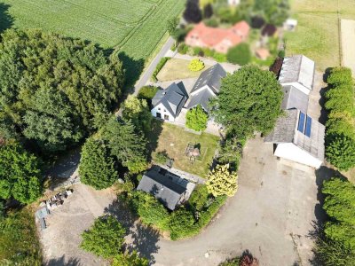 Alles außer gewöhnlich: Wohnensemble mit Wellnesshaus!