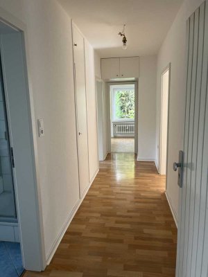 Renovierte 3ZKB EG-Whg. mit großer Terrasse zentrumsnah am Obernberg