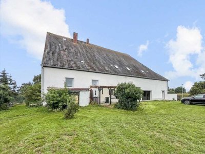 Zukunft mit Aussicht - Wohnen &amp; erweitern - Einfamilienhaus in Neubleesern