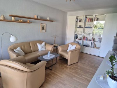 Freundliche und gepflegte 2-Raum-Wohnung mit Balkon in Neuss