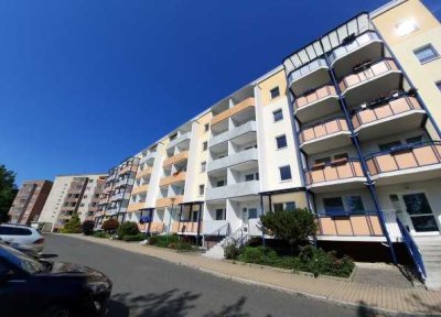 renovierte 2-Raum Wohnung mit Balkon