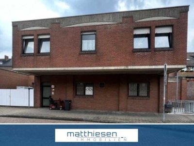 2,5- Zimmer Wohnung mit großer Dachterrasse und TG-Stellplatz in zentraler Lage von Kempen