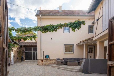 ***Ländliches Einfamilienhaus mit Scheunenensemble in Bad Kreuznach-Bosenheim***