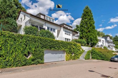 WOHNGLÜCK MIT AUSSICHT IN TRAUMHAFTER SÜDHANGLAGE! 3-Zi. Wohnung mit Balkon, TG-Stpl. & Außenstpl.!