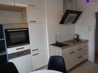 7000 Eisenstadt-Zentrum neu renovierte 67m² drei Zimmer Wohnung mit herrlichen Fernblick.
