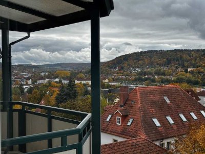 2 ZKB mit Balkon und Aussicht