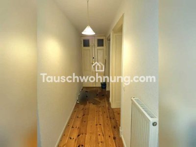 Tauschwohnung: 3 Room Flat with big kitchen and balcony in Mitte.