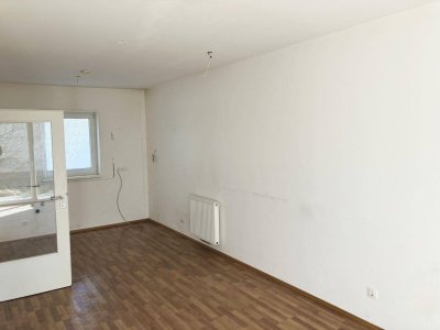 Hofstetten - schöne 2 Zimmerwohnung mit herrlicher Terrasse und Garten