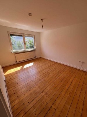 Charmante Altbauwohnung mit neuem Glanz - 3-Zimmer-Juwel im Herzen von Karlsruhe-Durlach