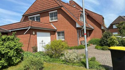 Gepflegtes Einfamilienhaus (Doppelhaushälfte) mit 5 Zimmern in Guderhandviertel