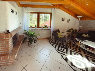 Attraktive 2,5-Zimmer-Dachgeschosswohnung mit EBK in Waldshut