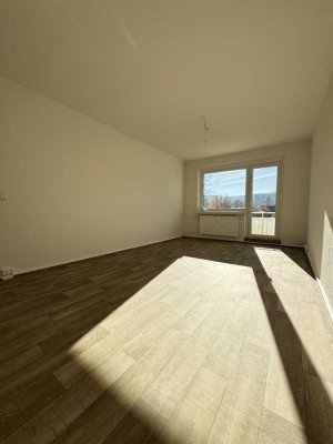 Sanierte 4-Raum Wohnung mit verändertem Grundriss & 2 Bädern