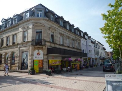Bühl - Kernstadt  Helle 3-Zimmer-Altbau Wohnung im 1. OG - kein Balkon