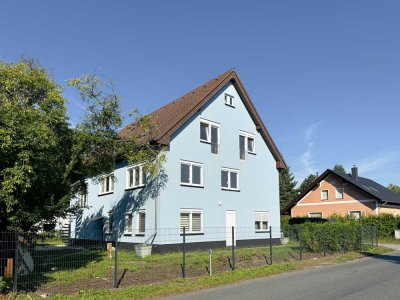 Renovierte 4-5 Zimmer Wohnungen mit eigenem Garten in Zeesen - Erstbezug