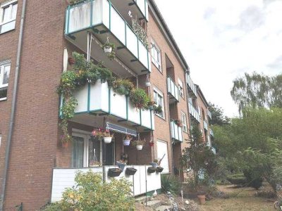 Vermietete 1 Zimmer-Wohnung * 2.OG * Balkon + KFZ Stellplatz