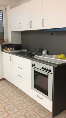 Helle, sanierte, kleine Wohnung in Erdmannhausen
