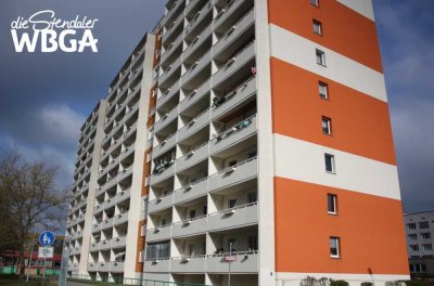 2-Raum-Wohnung mit Balkon im Hochhaus