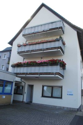Gepflegte,sonnige und ruhige Wohnung 2Z-K-B-Balkon