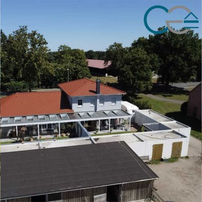 Traumhaftes Einfamilienhaus mit Ställen & Reitplatz – Ihr Paradies für Pferde & Familie!