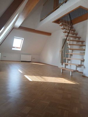 Exclusive Maisonette - Altbauwohnung mit Galerie & Wintergarten in BI Westen / Schildesche